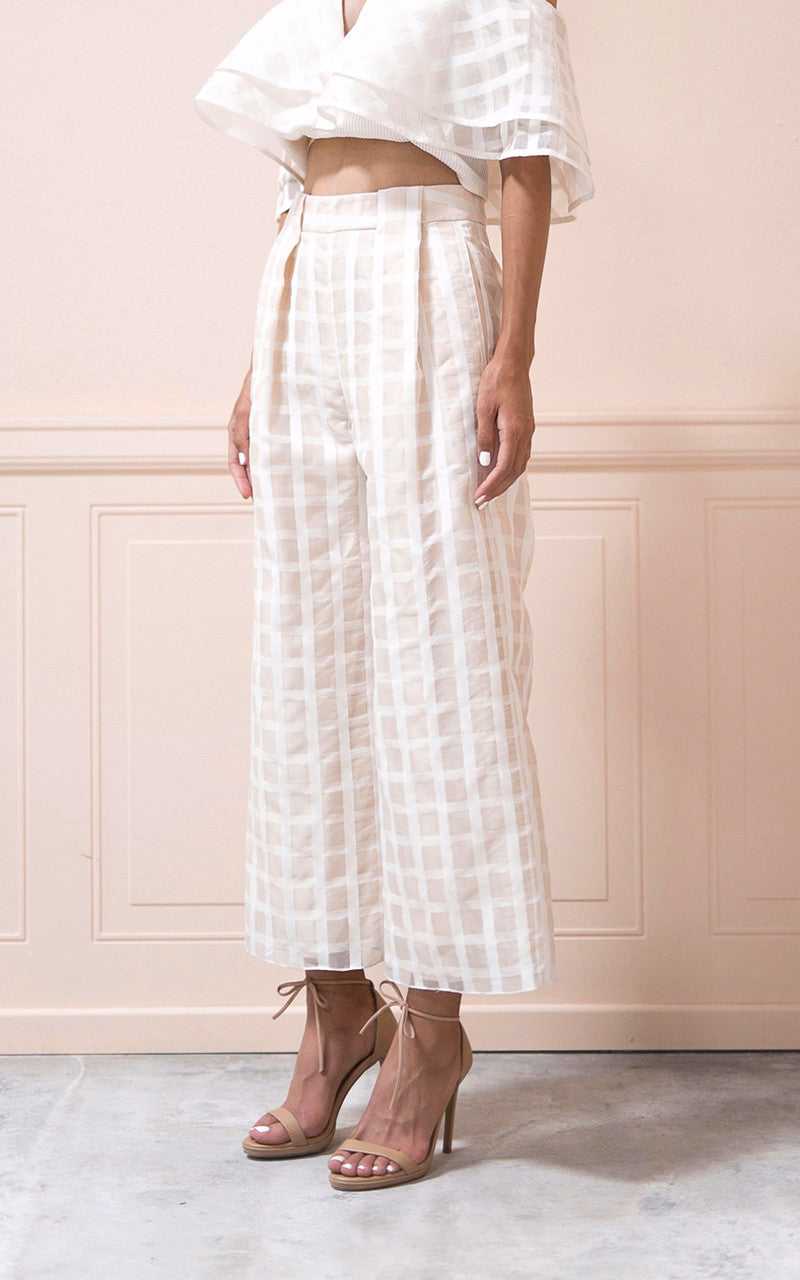 Trisha Pant in Grid