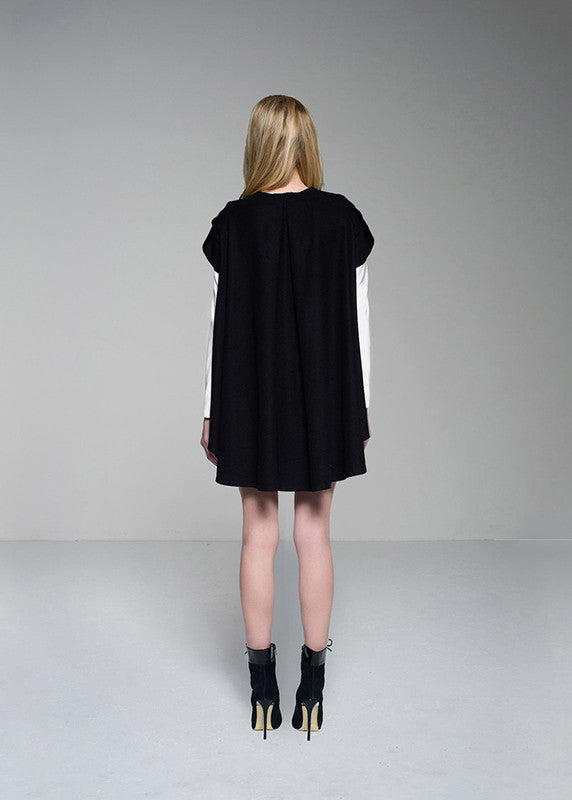 SALE | Tawny Coat in Black