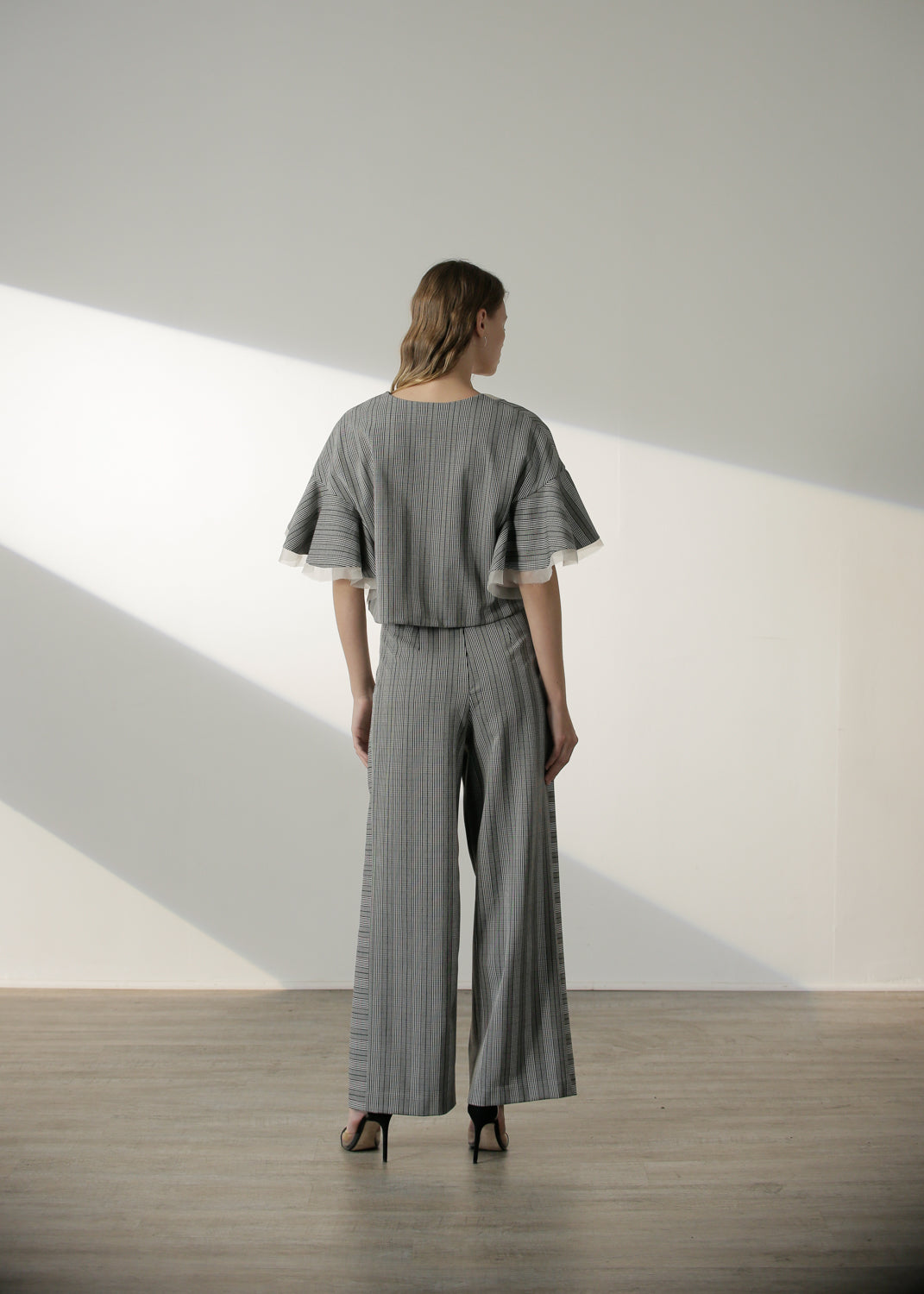 SALE | Kimiko Top in Grey Plaid